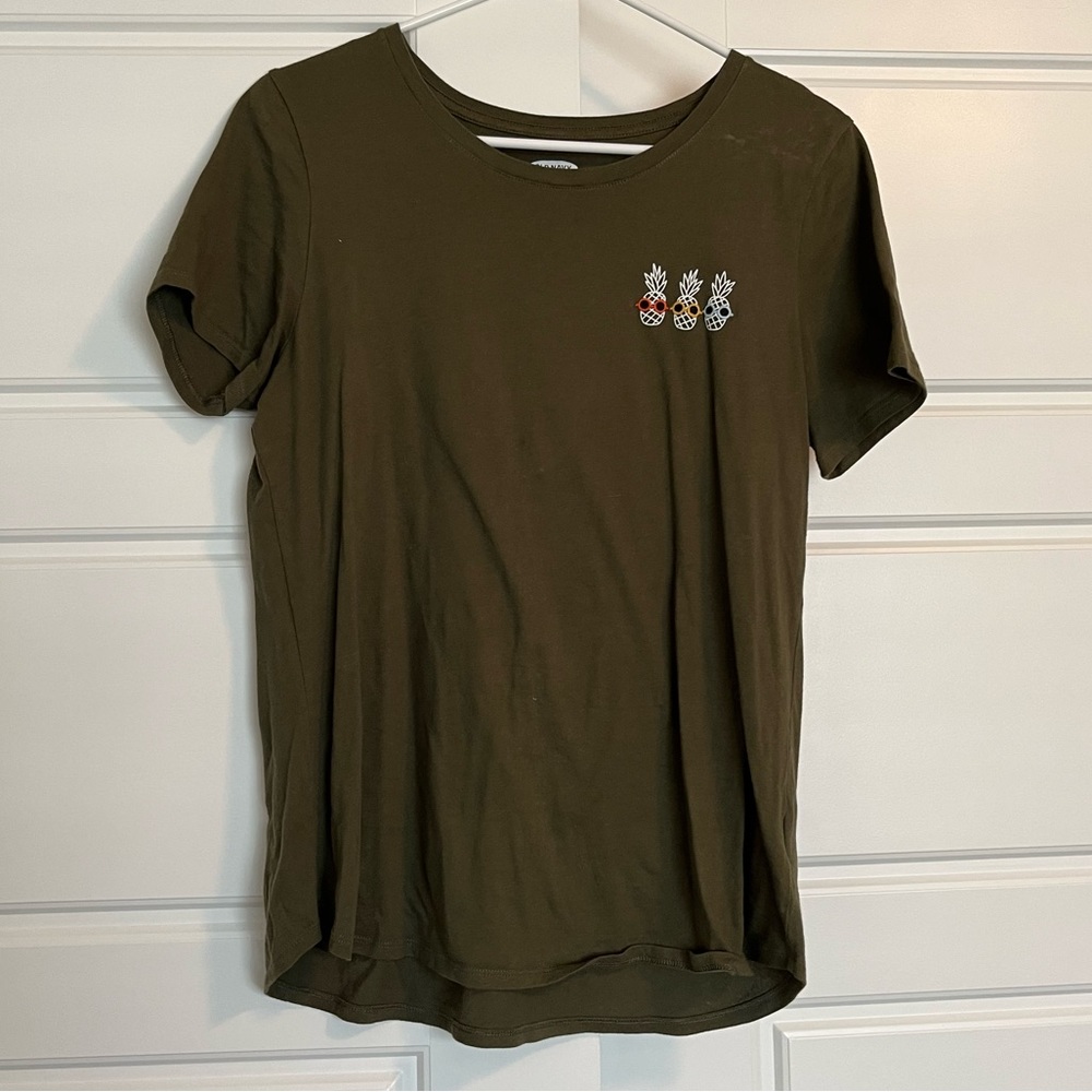 Old Navy Pineapple tee